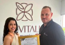 Renata Fagundes da Revitali recebe prêmio Melhores do Ano 2026 na categoria Harmonização Facial