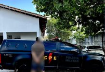 Homem é preso por tentativa de homicídio por esfaquear vítima após consumirem bebida alcóolica