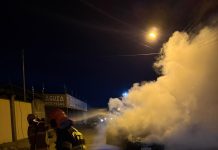 Bombeiros controlam incêndio em veículo e evitam maiores prejuízo