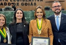 Vereadoras Sandra Ferreira e Dayany Martins, e Emiliano Espindola recebem a Medalha Pedro Ludovico Teixeira na Alego