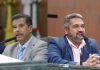 Poucos dias após retomar mandato, Júlio Pina e Coronel Adailton apresentam novo requerimento de licença